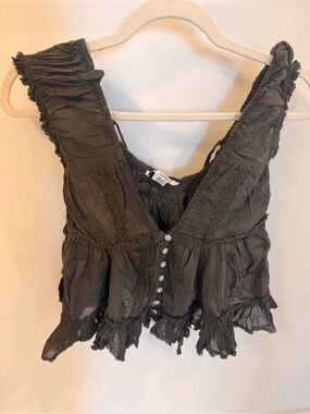 Urban Outfitters Boho Ruffle Button-Front Crop Top in Dark Brown/Black